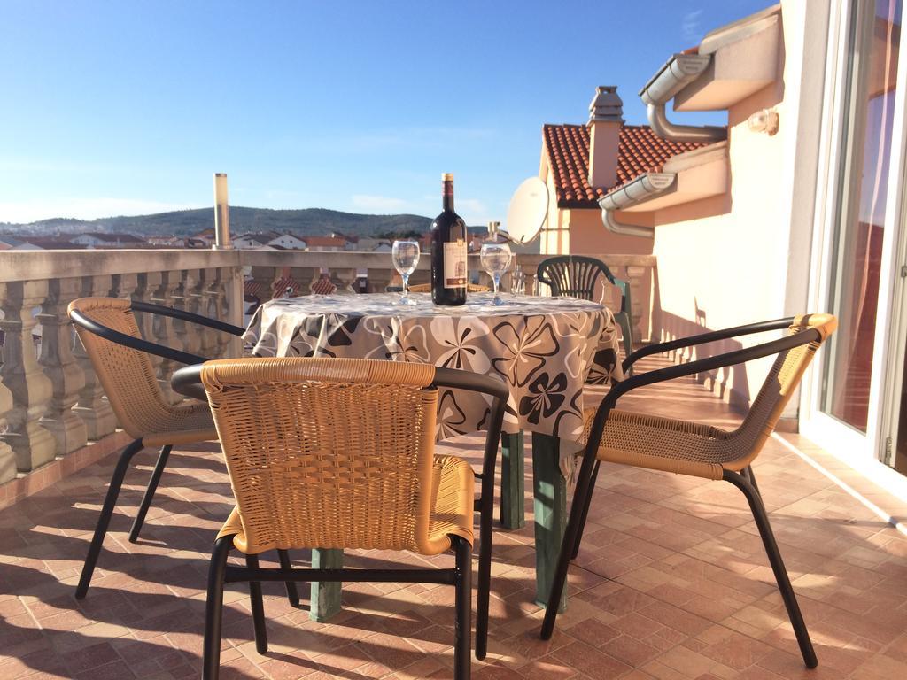 Apartmani Jerkin Vodice Esterno foto