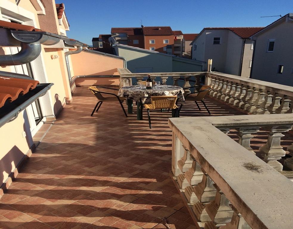 Apartmani Jerkin Vodice Esterno foto