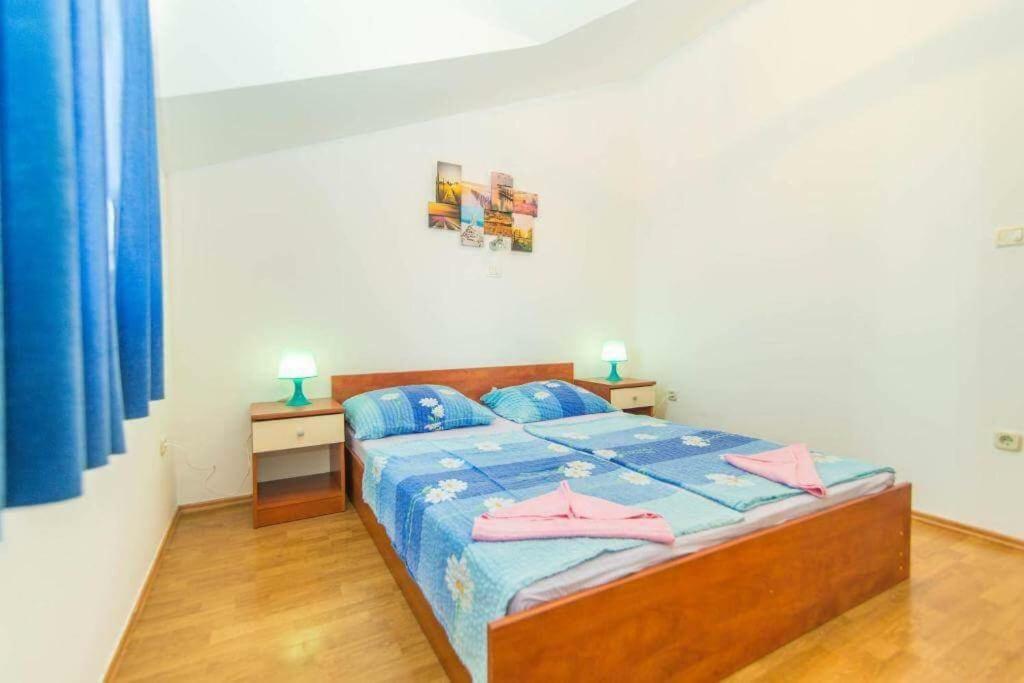 Apartmani Jerkin Vodice Esterno foto
