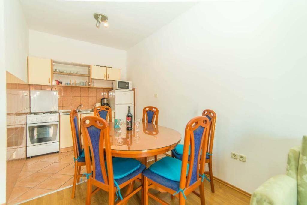 Apartmani Jerkin Vodice Esterno foto